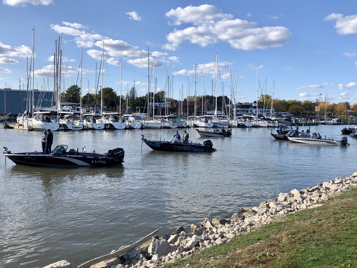 2stix's tweet photo. @Cabelas @BassProShops @NationalWalleye wrapping up day two of national championships! Final weigh-ins tomorrow 4pm. @cityofhuron @ShoresIslandsOH #LakeErieLove https://t.co/vv6wKVYxt5