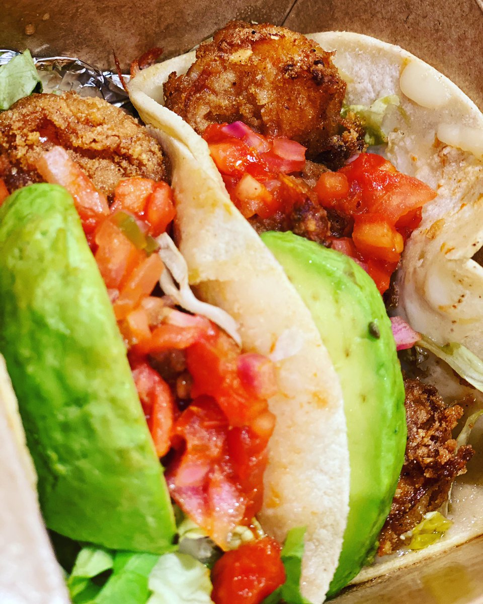 lynbadoni's tweet photo. Thank you Taqueria 27 for filling my belly... and thanks to the little dude that fetched my lunch. mmmm tacos 😄 #taqueria27 #TOD https://t.co/DTT9UDmNi2
