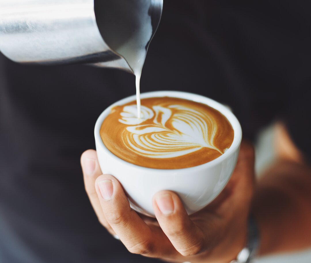 #FunFactFriday: Did you know that caffeine can help boost your focusing and problem-solving abilities? Drinking one 12 oz cup of strong coffee between 10 and 45 minutes before you need to concentrate is ideal. ☕☕☕