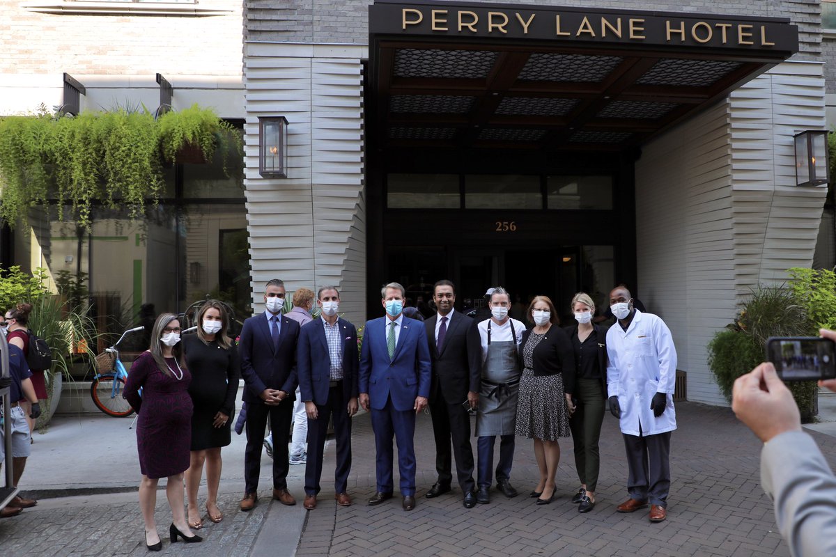 GovKemp's tweet photo. Next, we joined the Meridian team at the Perry Lane Hotel, where we held a roundtable to discuss the progress of vaccine trials. A special thank you to Dawn Baker for being the first participant in a Phase 3 COVID vaccine trial in the USA! https://t.co/XXoJQuBSvz