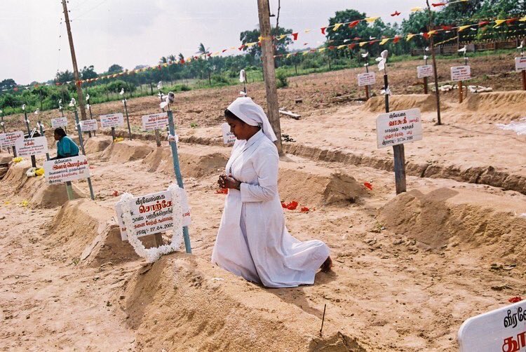 8. Bon nombres de cadres Eela tamouls chretiens sont tombe en martyr pour le Tamil Eelam et nombre de Tamoul chretien étaient membre de l'organisation et occupait de haut poste dans le Iyakkam