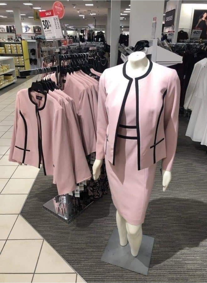 El que tenga cultura de moda y alta costura entenderá la imagen.