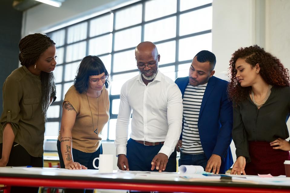 A truly diverse leadership team can guide your organization to new levels of success and outreach by taking advantage of a broad spectrum of perspectives.Learn how to foster stronger, more diverse nonprofit leadership. oal.lu/gIXU3