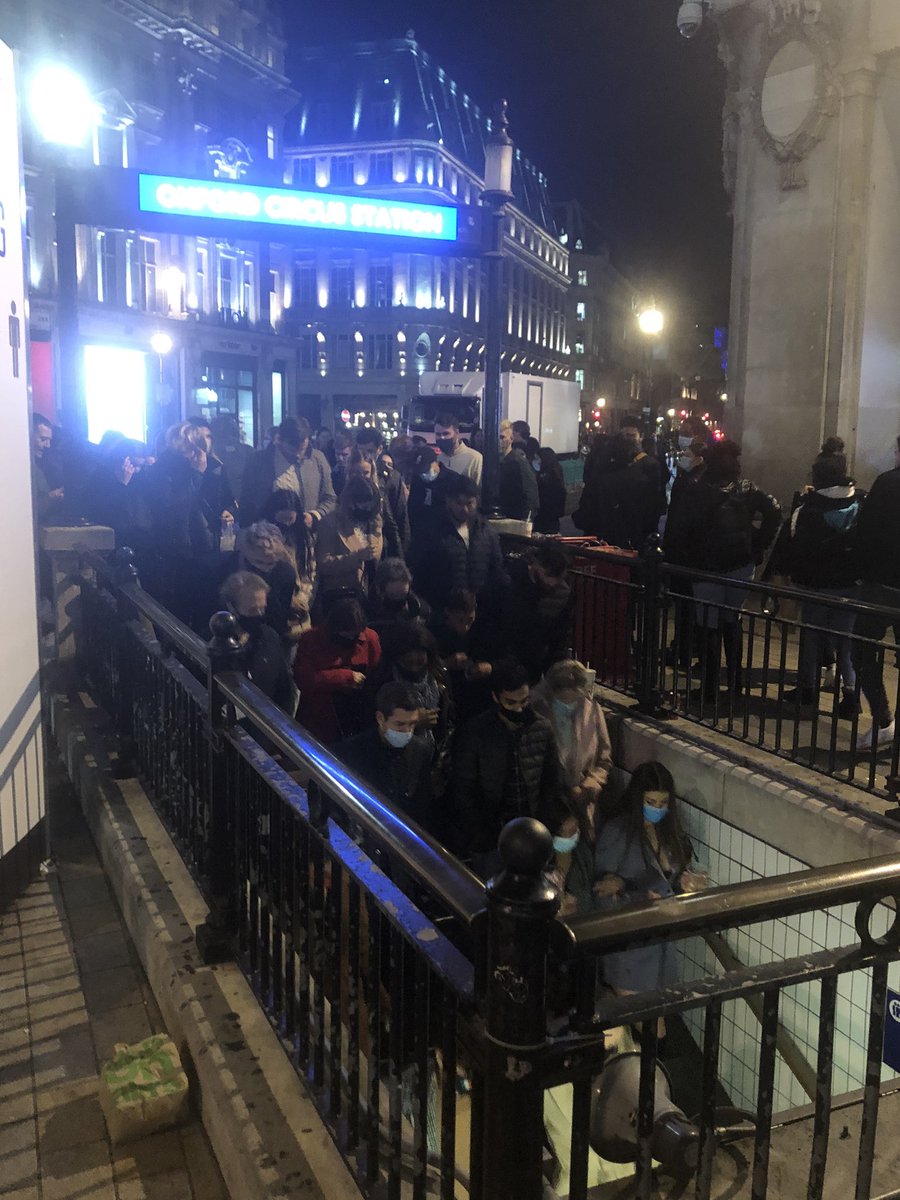 ChrisMasonBBC's tweet image. Oxford Circus Tube Station in central London packed at 10:05pm after pub kicking our time