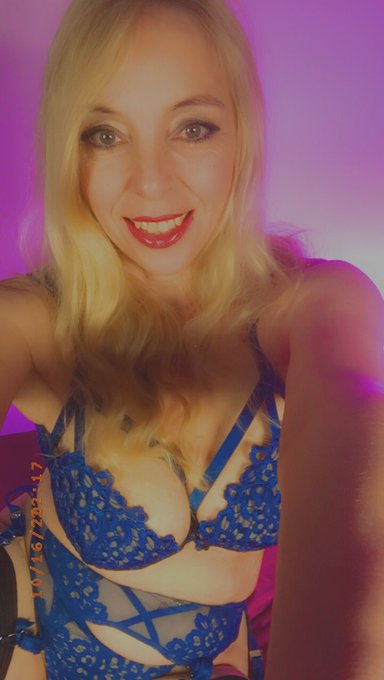 Into the blue tonight @S66Cams until 5am xx https://t.co/UiTWmAcQCO<a class="tags" target="_blank" title="On Twitter" href="/?out=eyJ0eXAiOiJKV1QiLCJhbGciOiJIUzUxMiJ9.eyJpYXQiOjE3MjE4NTcxMjYsImlzcyI6InR3cG9ybnN0YXJzLmNvbSIsIm5iZiI6MTcyMTg1NzEyNiwiZXhwIjoxNzUzMzkzMTI2LCJyZWRpcmVjdF91cmwiOiJodHRwczovL3R3aXR0ZXIuY29tL1M2NkNhbXMifQ.XYLs0lhTNdhckEojyoSsIYHoalqYEPIjf-Ob3JPwz3I9DeBtZE2HyCbjtjsVVSn4dF_aoCWIBrVKbba5x9ZtcA">@S66Cams</a><a href="/tag/thongthursday"class="tags"><span>#thongthursday</span></a>