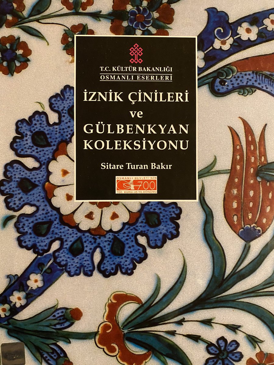 Ayvansaray, İvaz Efendi Camii'nin mihrabından dört çini parçası yerinde değil. Portekiz'de Gülbenkyan Müzesinde bulunuyor. (Sitare Hoca yayınlamış) Acaba bu saygın müze bu parçaları ait oldukları yere iade etmez mi? Bir kampanya oluşturabilsek ne güzel olurdu.
