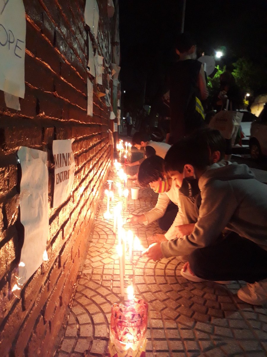 lacoopedelalva's tweet photo. Amor, compromiso, solidaridad, trabajo colectivo, todo eso y mucho más es la Cooperadora del "Alva" y hoy se hizo sentir. Una comunidad unida diciendo NO al avasallamiento del GCBA. 
#NoALaIntervencionDeLaCoopeDelAlva https://t.co/vTwhWEDjJS