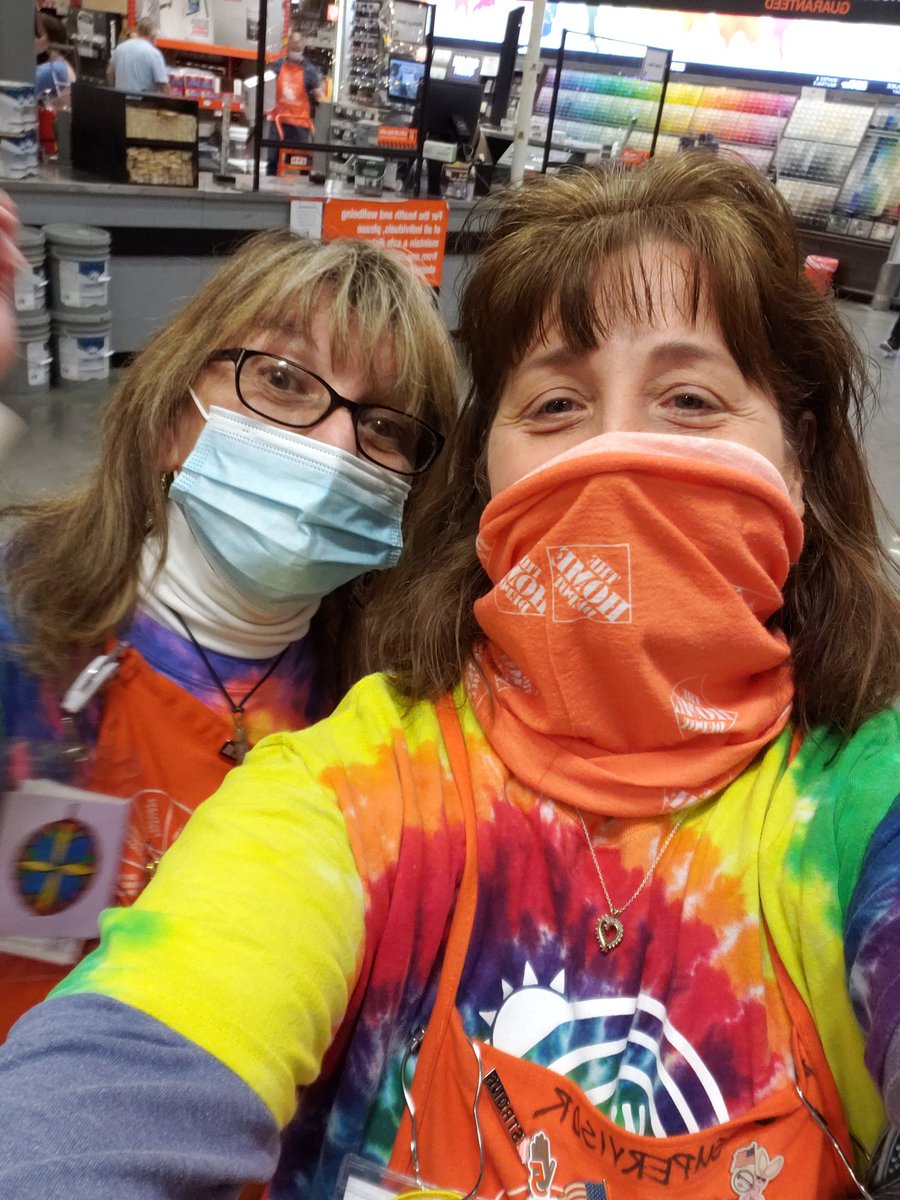 Tracylenz20's tweet photo. Tye dye day C.A.M 2020 
#1269 https://t.co/nwMOcFFgcW