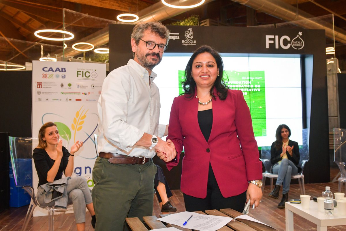 World population is increasing faster than we can imagine. The hunger on demand is sky-rocketing. On #WorldFoodDay, we are celebrating our first anniversary with FICO Eataly World Bologna. Our commitment to increase women, food innovators to end hunger &amp; feed the future by 2030.