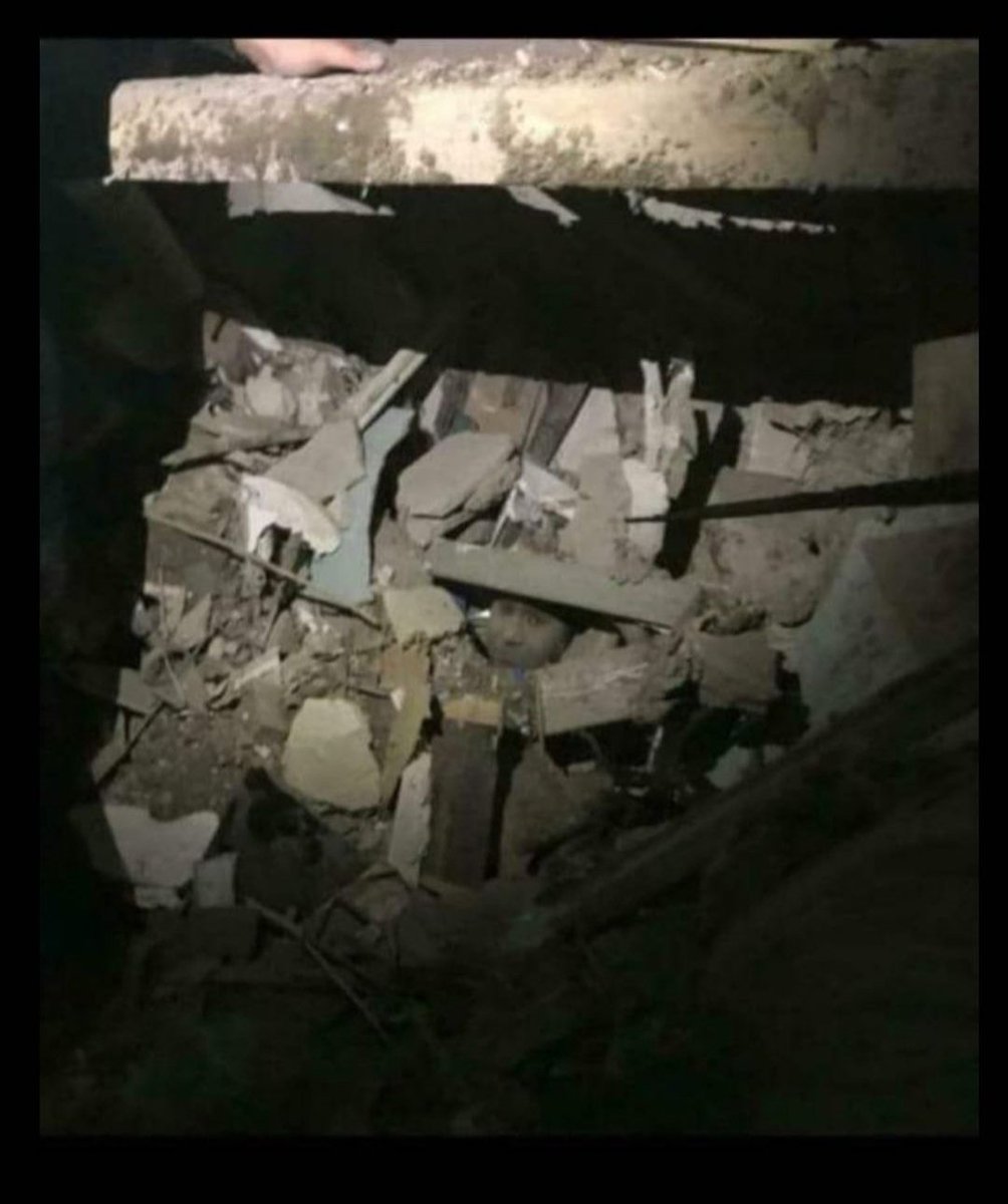 let the world be ashamed of itself, which doesn't want to see the desperate appearance of this child
#PrayForGanja #StopArmenianTerrorism #OpenYourEyes #StopArmenianAggression