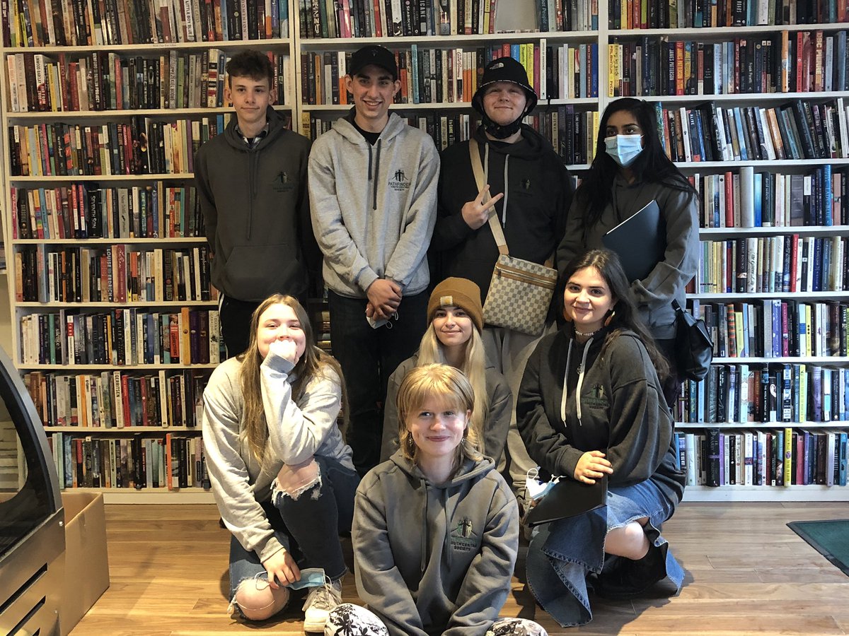 PYCS104's tweet photo. This is what it looks like when you challenge yourself , adapt to change and never give up!   SUCCESS.  Love this group ❤️❤️❤️.  All employed or returning to school.  ❤️❤️.  Thank you to our awesome team for your Love and commitment. https://t.co/fonUw8jsaP