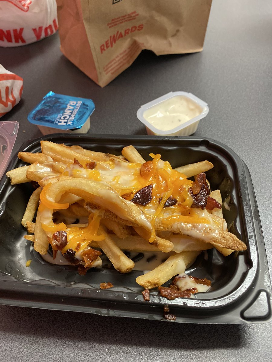 we gotta do better <a href="/Wendys/">Wendy’s</a> , the were actually open in the bag too... #fastfood