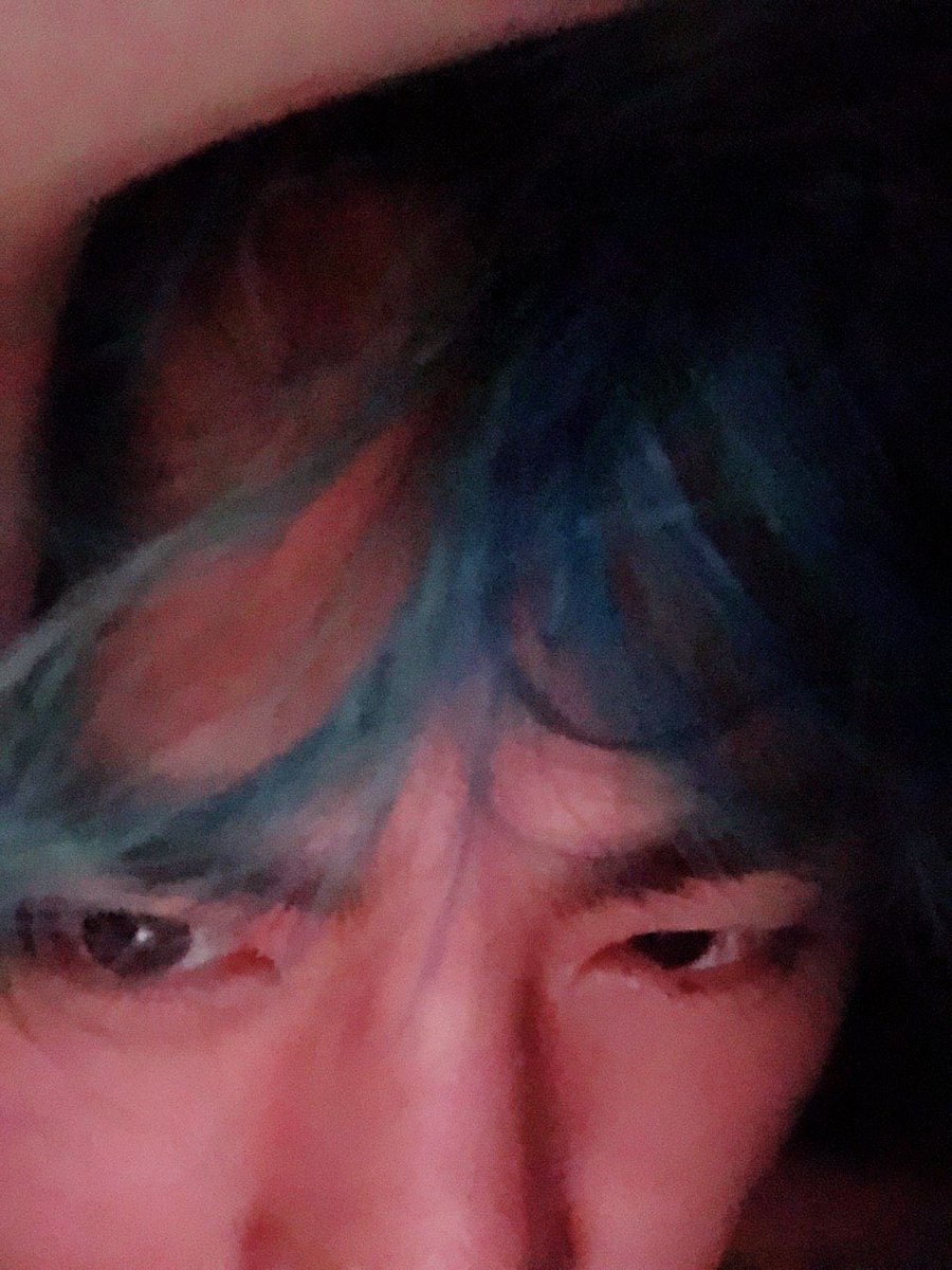 kimshe01's tweet photo. Tae with his random side😂 #ItsVynamite #Sherialbum https://t.co/DZU0Pdblgl