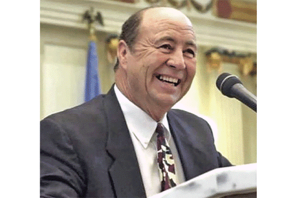 I& #39;ve ordered the flags over the Oklahoma State Capitol & all state property to be flown at half-staff through 8 a.m. Monday as a mark of respect for the memory and longstanding service of former Speaker Pro Tempore of the Oklahoma House of Representatives Jim R. Glover.