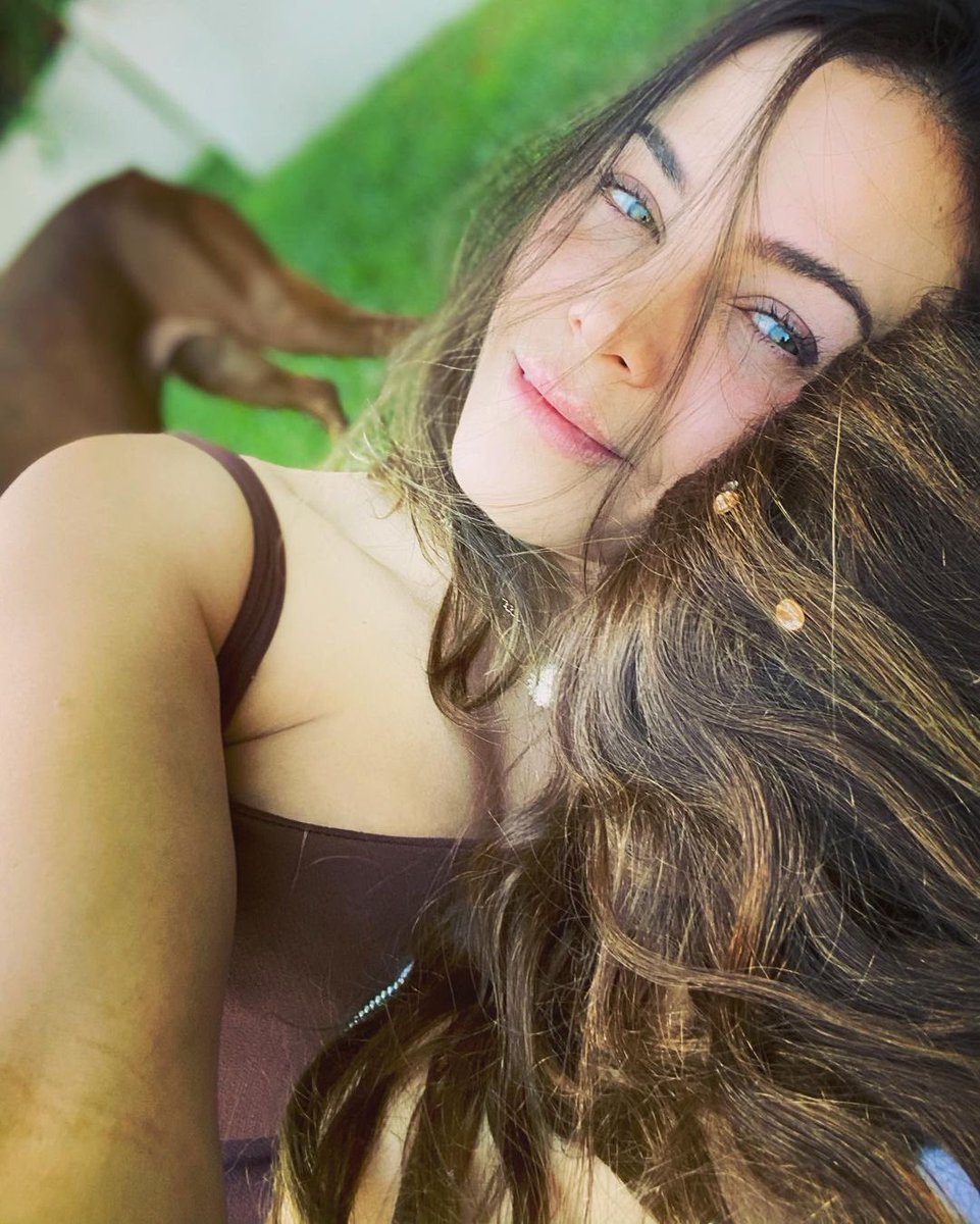 jennadewan's tweet photo. be kind
be thoughtful
be genuine
but most of all

be thankful ❤️ https://t.co/c3TekYqTdB