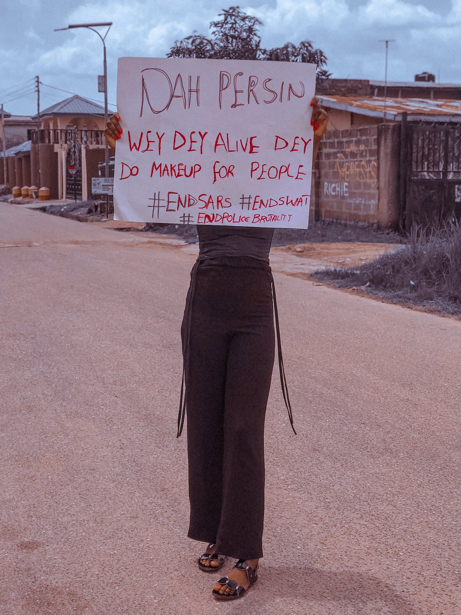 LabeautyM's tweet photo. Time up!!!! Everything bad, must end #ReformTheNigeriaPolice #LazyNigerianYouthSpeaks #LazyNigeriaYouthUnite #EndSARS #LayCONQUEROR #iCONsForLaycon #EndPoliceBrutality #EndSWATNow https://t.co/Tu1jhMVkx1