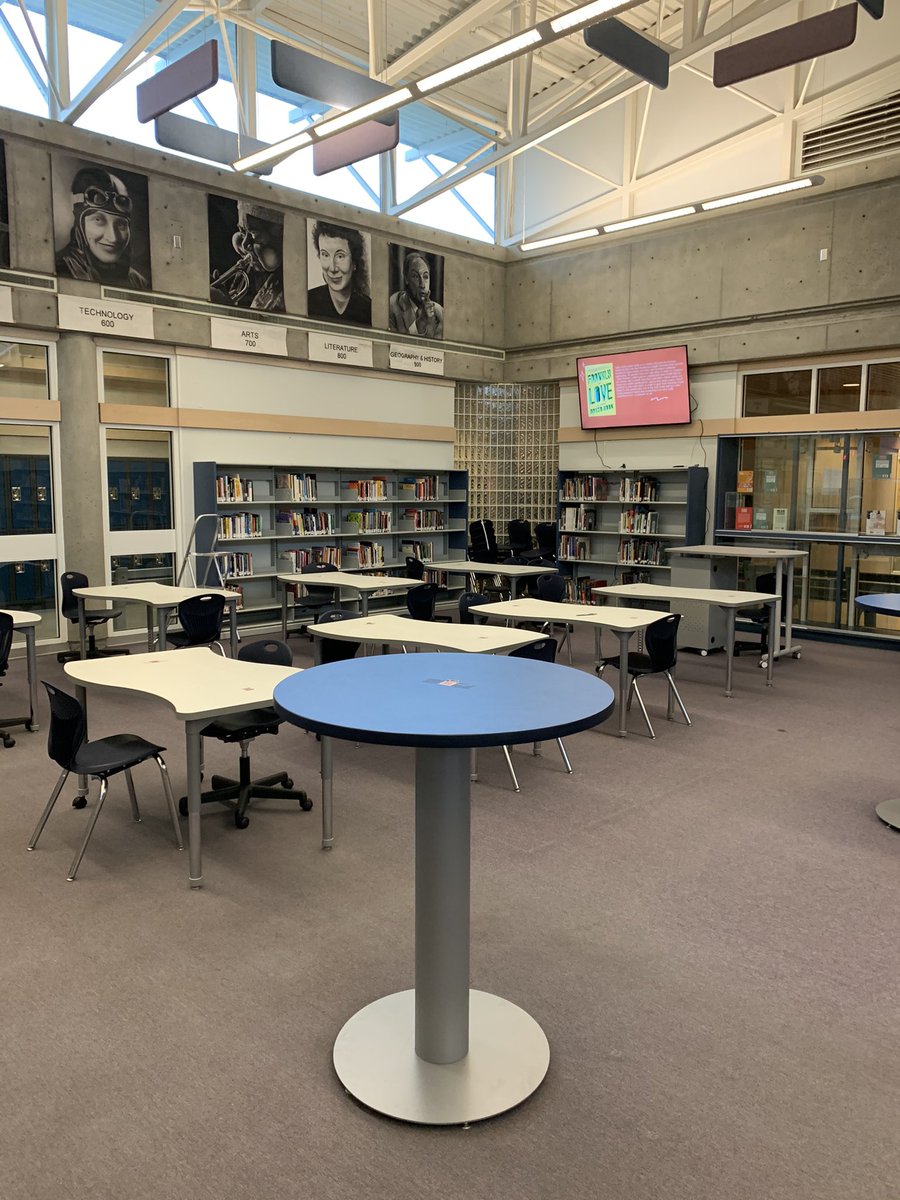 alapointe_'s tweet photo. The @NorthSurreySec LLC was transformed this spring to align with the goals of providing learning environments that foster collaboration and access to quality resources and technology. Check out this beautiful #LLCsofSurreySchools led by TL Amanda Barnes #sd36tl https://t.co/dAt6weVmU4
