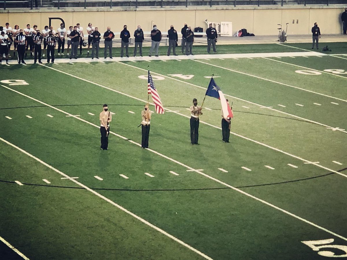 lonestarnjrotc1's tweet photo. This week’s color guard at #Gupton stadium
Good job #lonestarcompanynjrotc cadets!
#vrhs #vistaridge #leanderisd #highschoolfootball #texas #cedarparktx https://t.co/et0sz7rVjX
