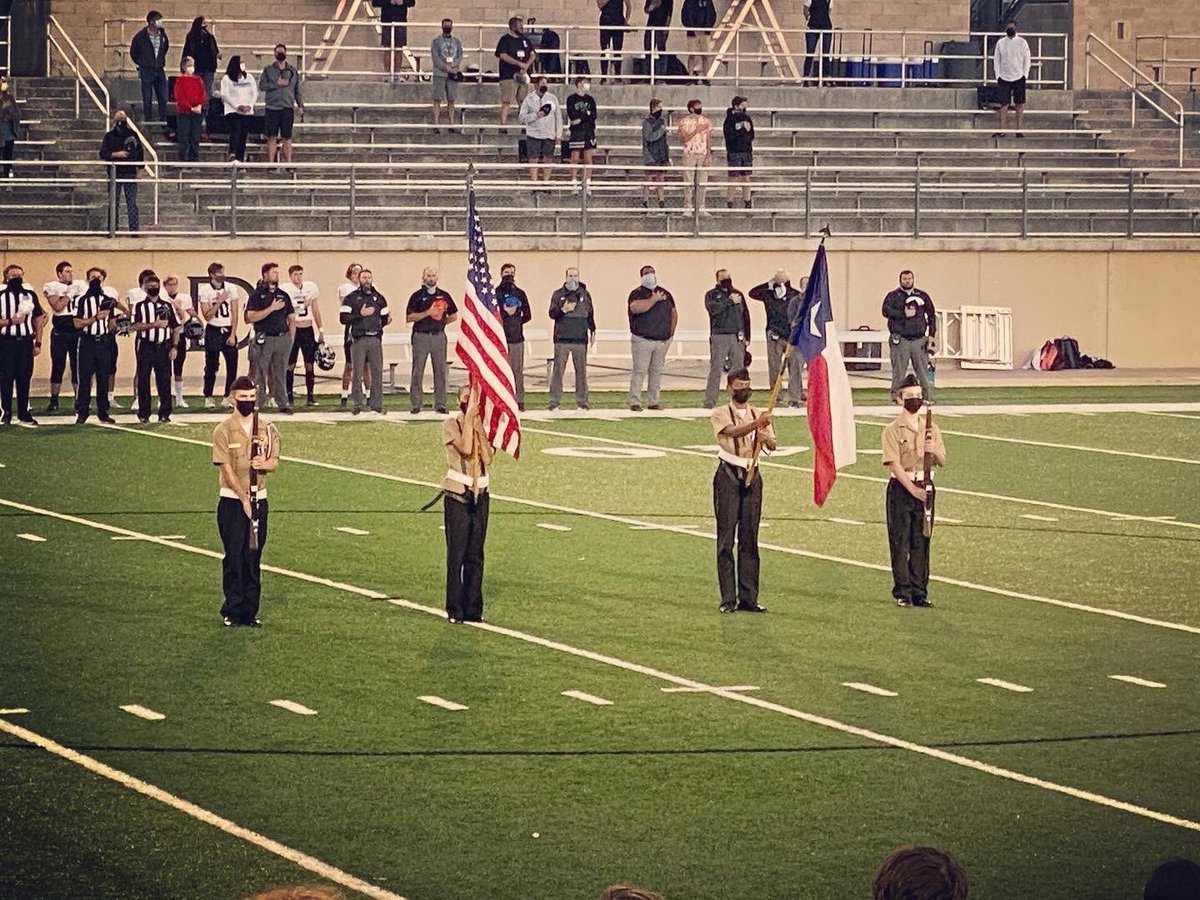 lonestarnjrotc1's tweet photo. This week’s color guard at #Gupton stadium
Good job #lonestarcompanynjrotc cadets!
#vrhs #vistaridge #leanderisd #highschoolfootball #texas #cedarparktx https://t.co/et0sz7rVjX