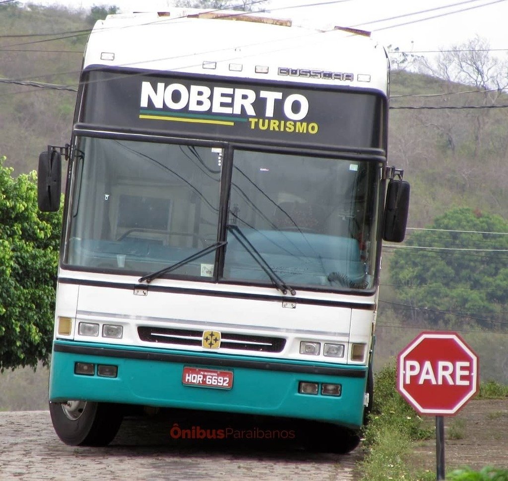 onibustransport's tweet photo. Noberto Turismo, Jum Buss 360 Mercedes O-400RSD, ex Viação Motta SP, clicado em Guarabira em janeiro de 2018.
Foto: @thi554
#ônibusparaibanos #busscar #onibus
#jumbuss360 #mercedes #o400rsd
#onibusrodoviario #turismo #fretamento
#guarabira #guarabi… https://t.co/DVfvamFAeu https://t.co/SRR7mRpMyY