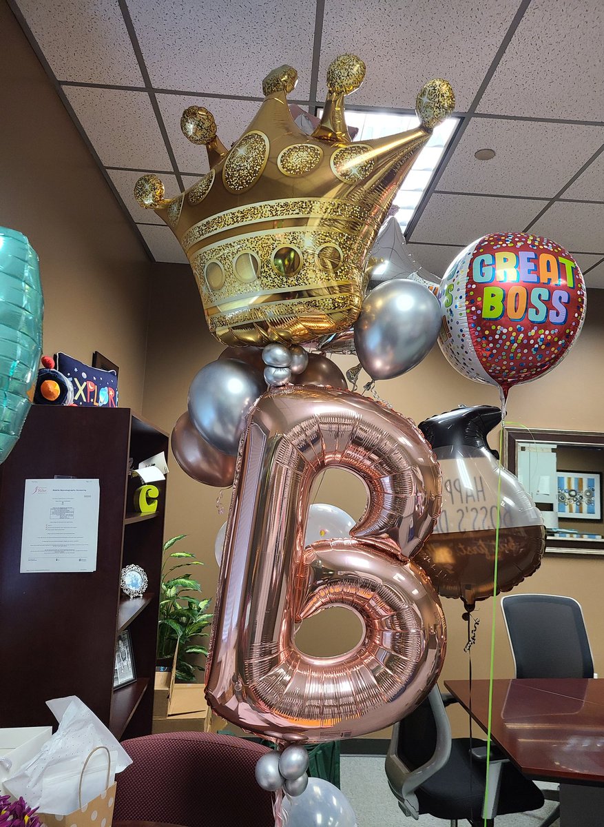 _bosslady99's tweet photo. Thank you @ExplorersCol for an amazing Boss's Day! You all mean so much to me and your generosity is greatly appreciated! My heart is full! #beststaffever #CollinsTribe https://t.co/DcrjABYJnC