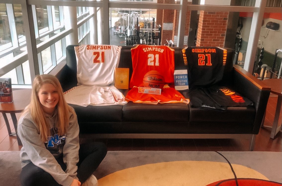 elise boulton (@elise_boulton) on Twitter photo I’m so excited for the next part of my journey... Roll Storm!! ❤️💛<a href="/SCStorm_WBB/">Simpson Women’s Basketball</a> I’m so excited for the next part of my journey... Roll Storm!! ❤️💛<a href="/SCStorm_WBB/">Simpson Women’s Basketball</a>