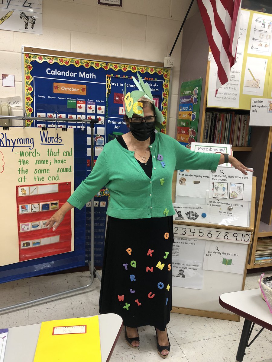 APLankarge's tweet photo. Our teachers’ passion and spirit comes through daily in the building!! We are so proud of their hard work, perseverance, and heart that they put in daily for our students! @frps_Greene @FRPSsupt #greenegators https://t.co/nq6dldvTxe