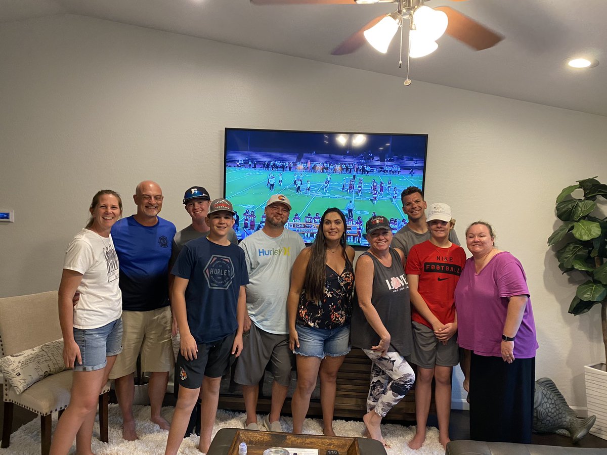 Scarpenter0904's tweet photo. Supporting the tigers from Arizona @BaseballErie @ErieTigersFB @ErieHSAthletics @goSVVSD https://t.co/iWzqFzKP35