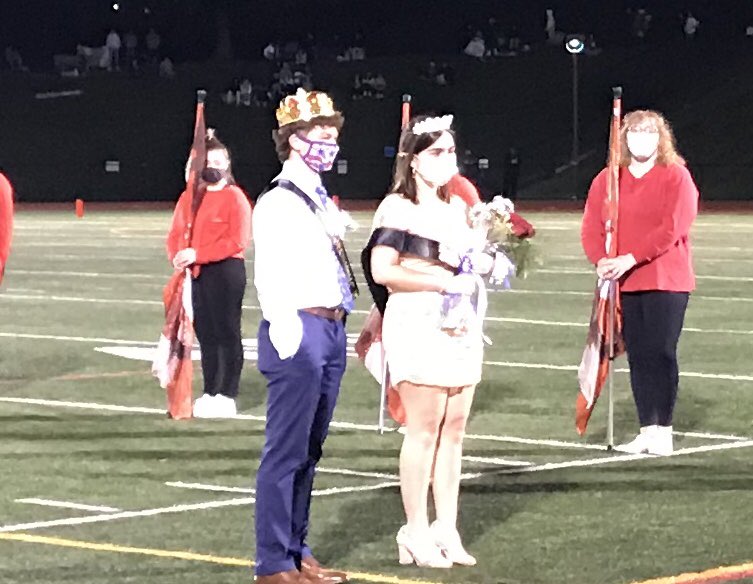 exeter_shs's tweet photo. Congrats to HoCo Queen Leolina Farinelli and King Patrick Borja! We are proud of all our Court! #ExeterPride https://t.co/H60QvKxl41