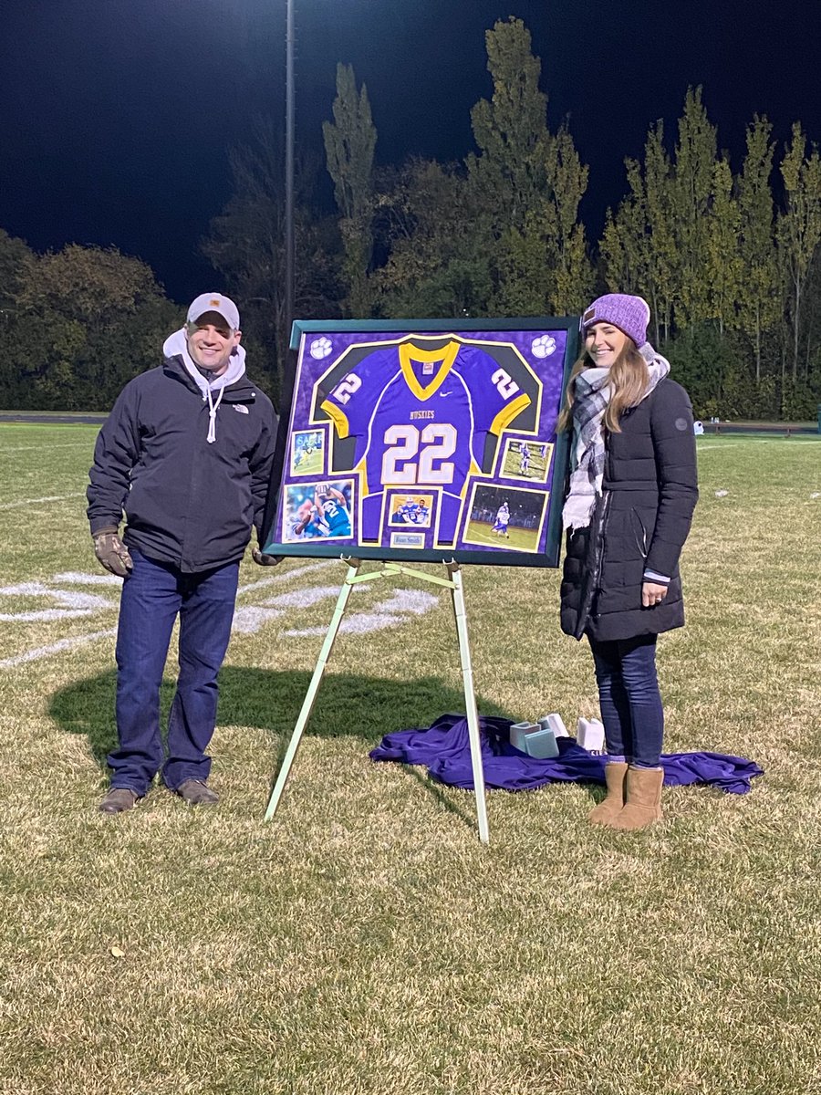 WHSHuskies's tweet image. Congrats to Former Huskie Ryan Smith as his Jersey will forever hang in the Halls of Wahpeton High School. Thank you for all you have done for #HuskieNation