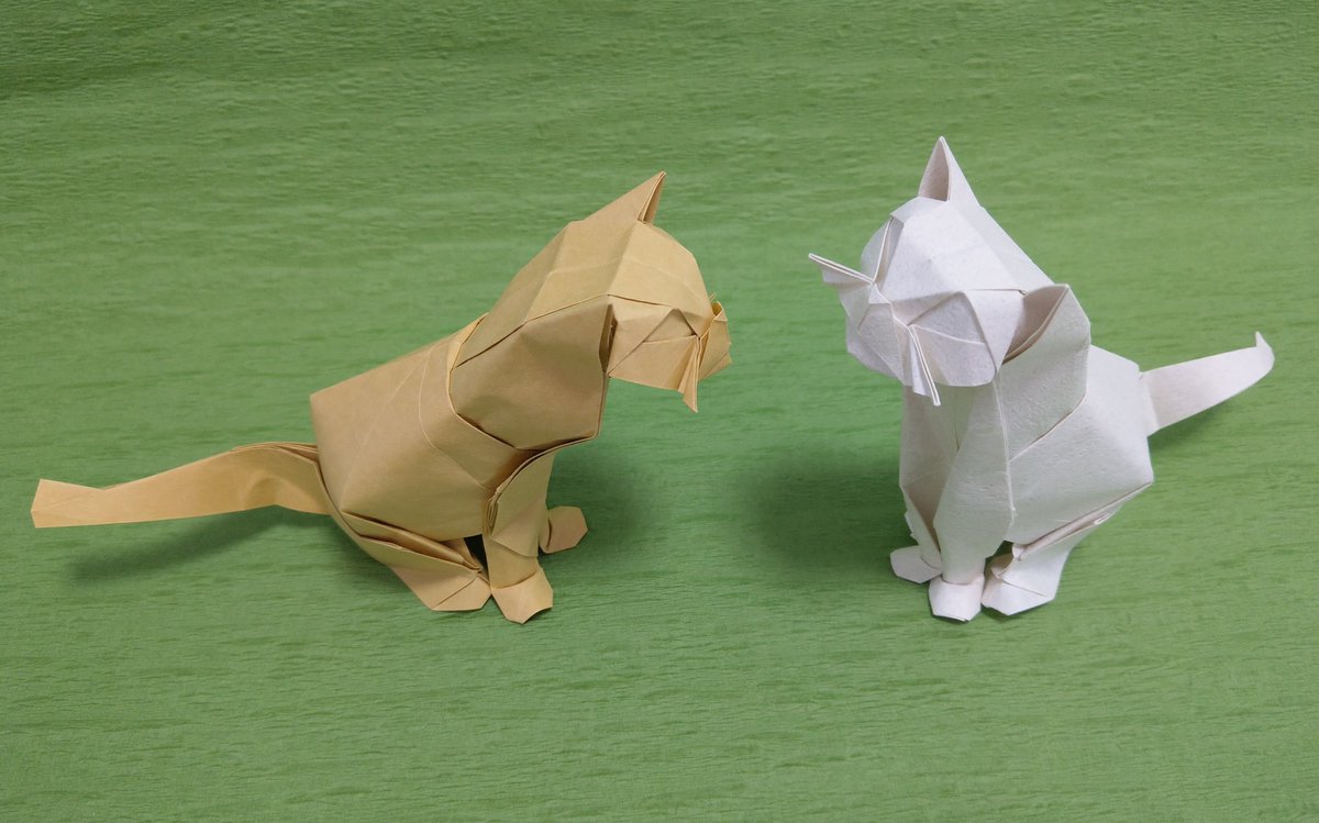 Kiyotaka V Twitter 猫 Cat 創作日 年10月 紙 里紙とコルキー シンプルながら立体的なフォルムにこだわりました 猫 という題材に対する自分なりの答えになったと思います 折り紙 折り紙作品 猫