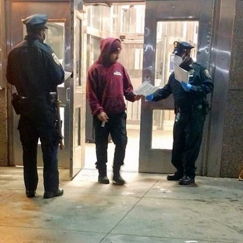 NYPDauxiliary's tweet photo. A little rain didn’t keep our @NYPD113Pct Auxiliary Officers from helping out in the @NYPD101Pct tonight! Face masks and #COVID19 Awareness flyers were given out all night long! https://t.co/OWQWgEiMh9