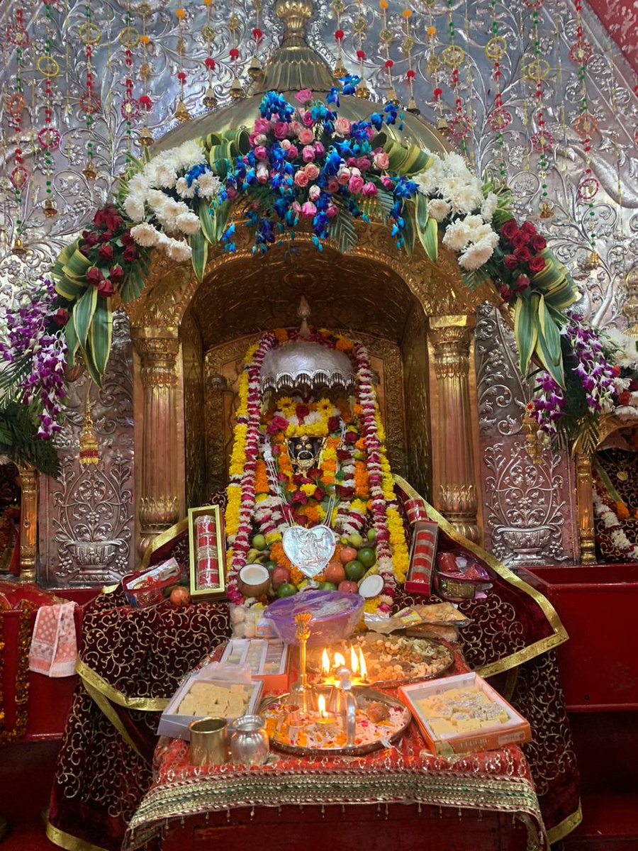 jkmediasocial's tweet photo. In Pics: Darshan of Bawe Wali Mata Temple, Jammu

#HappyNavratri https://t.co/4IHwNmnnRu