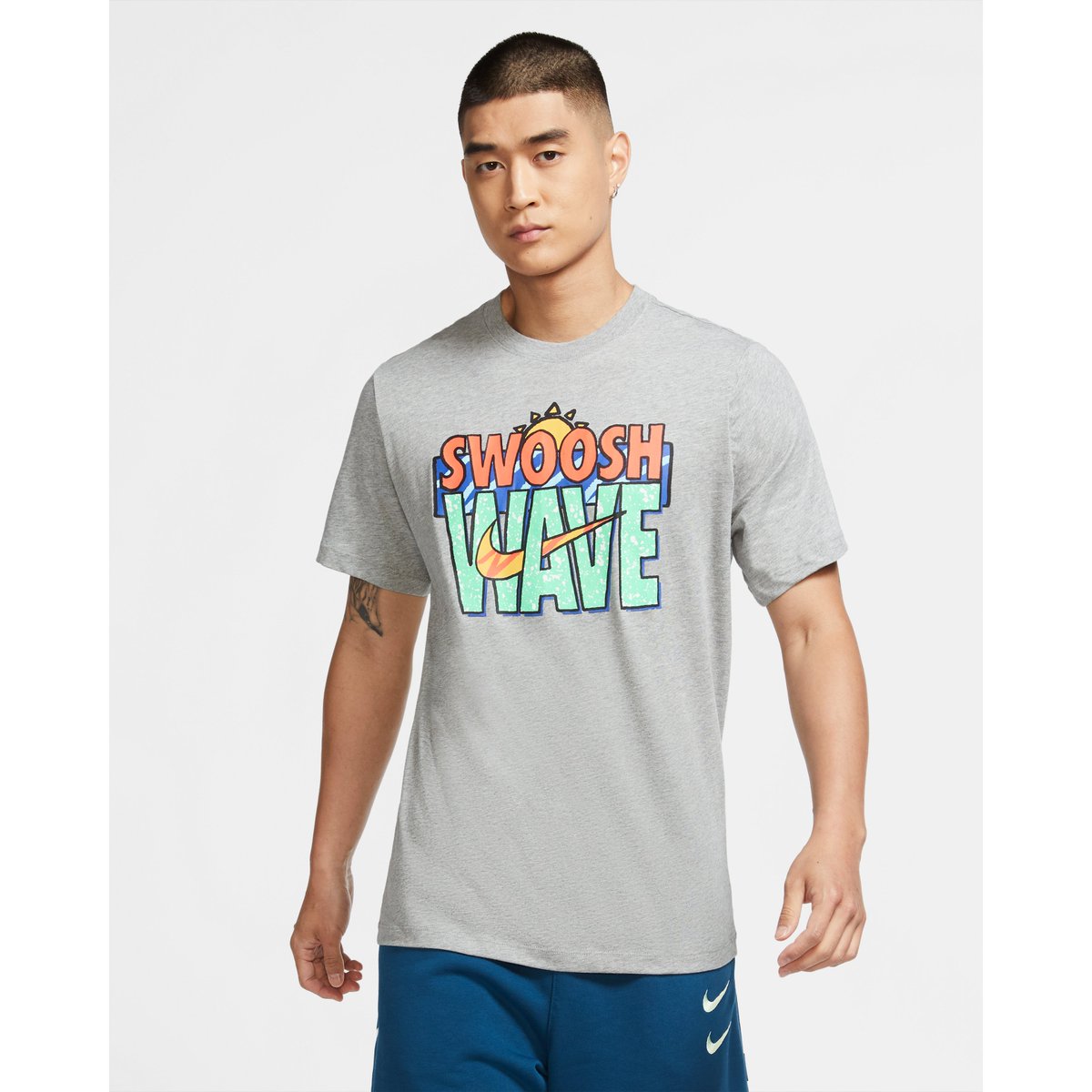 nike t shirts sportscene