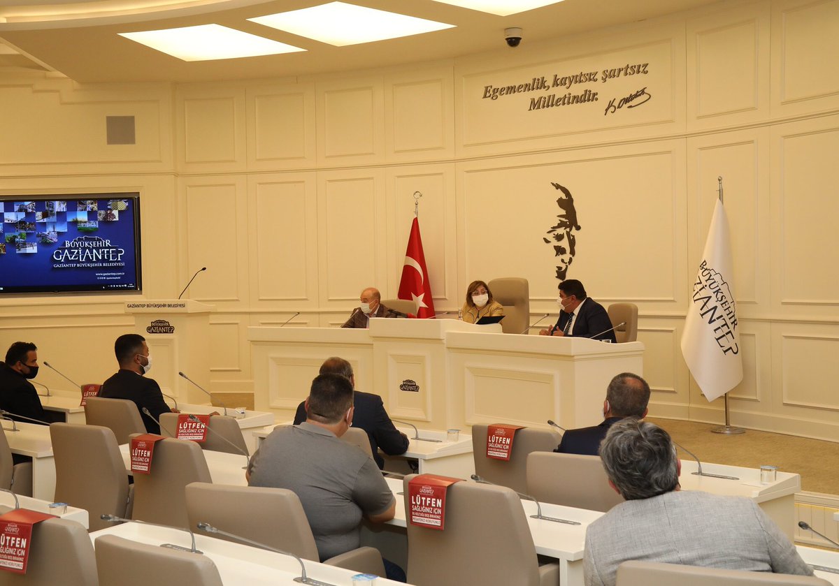 ✍🏻Gaziantep Sürücü Kursları ve Eğitimcileri Derneği ile “Teorik ve Uygulamalı Sürüş Teknikleri” eğitimi protokolü imzalandı.

Eğitimlerde ileri sürüş tekniği, motor, ilkyardım, trafik mevzuatı, trafik adabı konularında uygulamalı bilgiler verilecek.🚗

#soföreğitimi