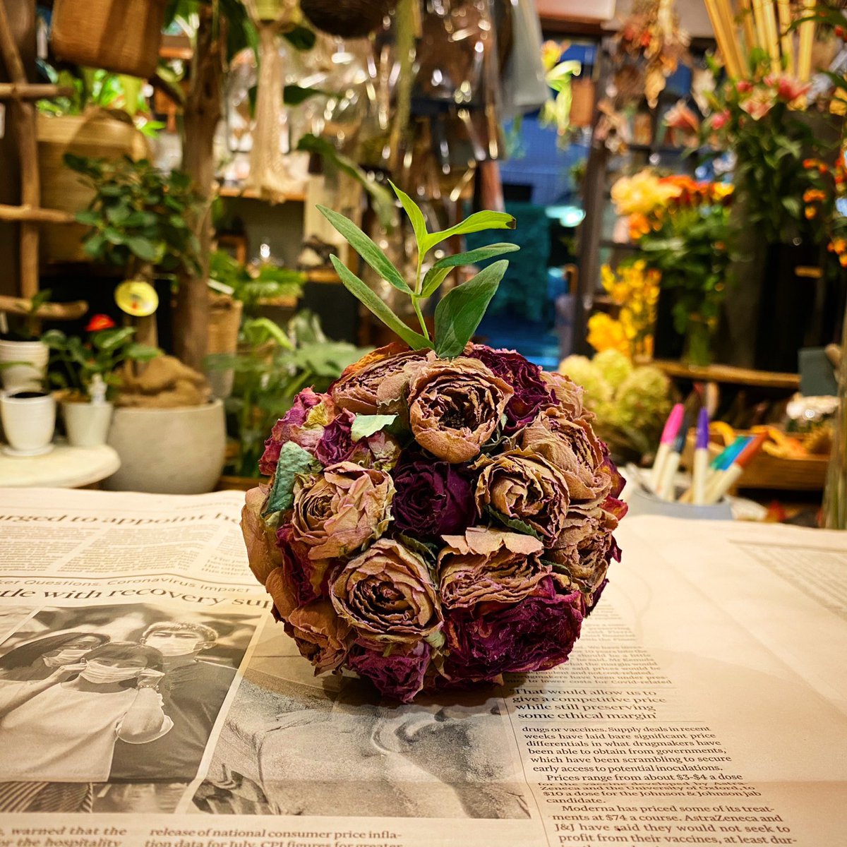 葉花 薔薇薔薇 バラバラ の実 目指すはバギー船長 なんつってw 悪魔の実 バギー ワンピース 奥渋谷 花屋 葉花 ドライフラワー