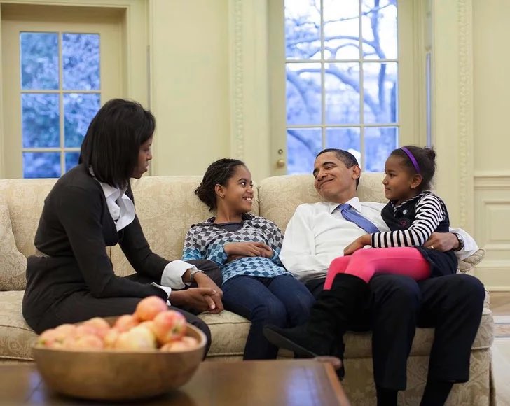truth_well's tweet image. Me: I can’t miss President Obama any more than I already do...
Pete Souza: Wanna bet?
🥺🥺🥺🥺🥺🥺🥺
#TheWayISeeIt