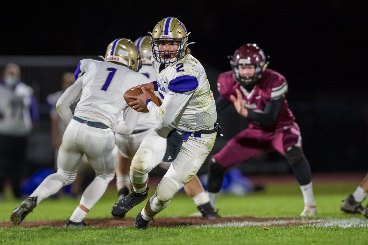 Vermilion quarterback <a href="/Ben30343/">Ben Rini</a> rolls out at Wellington. <a href="/TheSailorNation/">Vermilion Athletics</a> <a href="/CoachKobal/">Coach Kobal</a>