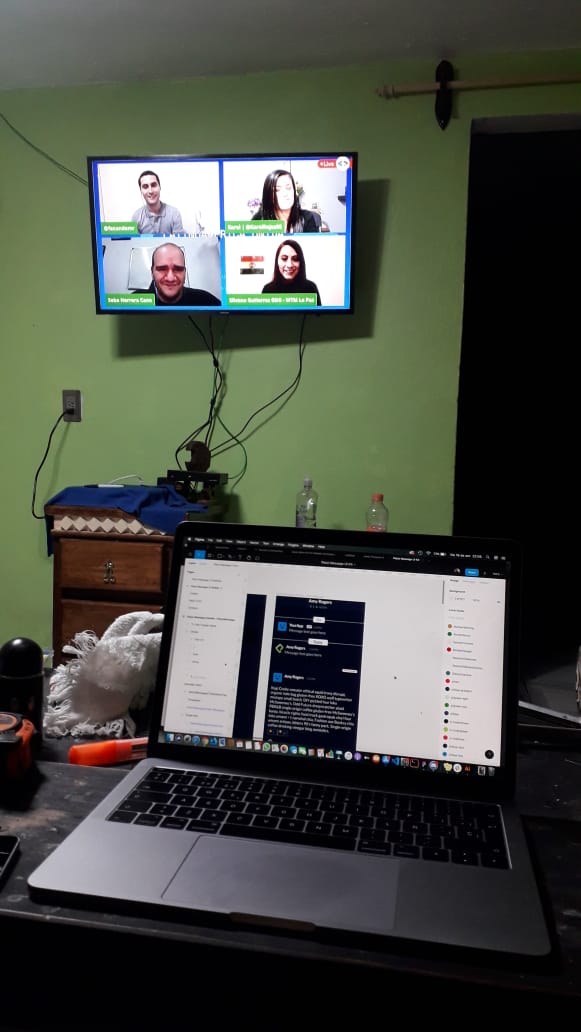 ErnestoLazaros's tweet image. Acá viendo el #DevFestLATAM #DevFestLatam2020 por parte de @GoogleDevsLATAM mientras trabajo en el proyecto Swat 😅 bueno ya se acabo porque se me olvido subir la foto 🤣