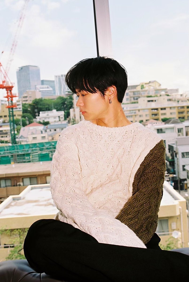 変革のパワーを授ける・願望成就 forsomeone MICKEY DAMAGED SWEATER