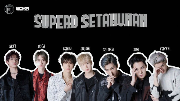 SUPERDOFC's tweet photo. ㅤ

   ㅤ              𝐒𝐔𝐏𝐄𝐑𝐃 𝟏𝐬𝐭 𝐀𝐍𝐍𝐈𝐕𝐄𝐑𝐒𝐀𝐑𝐘
                          #SUPERDSETAUNAN
     ㅤ   "We are SUPERD, welcome to our family!"
ㅤ
#LUCCA #JULIAN #JON #FARREL #DANIAL #AKRI #GALAKSI
ㅤ
ㅤ https://t.co/niIwuGe4p8