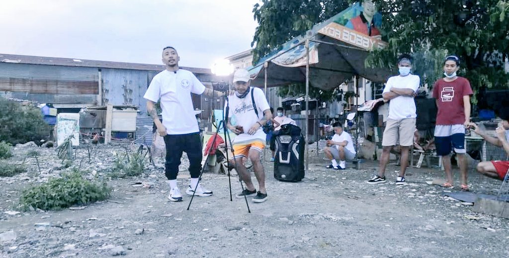 MarkDConcepcion's tweet photo. w #R1CH #EMCEEOSNUB #ASSET and #BOSSMARIO of #MonkeyClothing https://t.co/A9kFj0aw6M