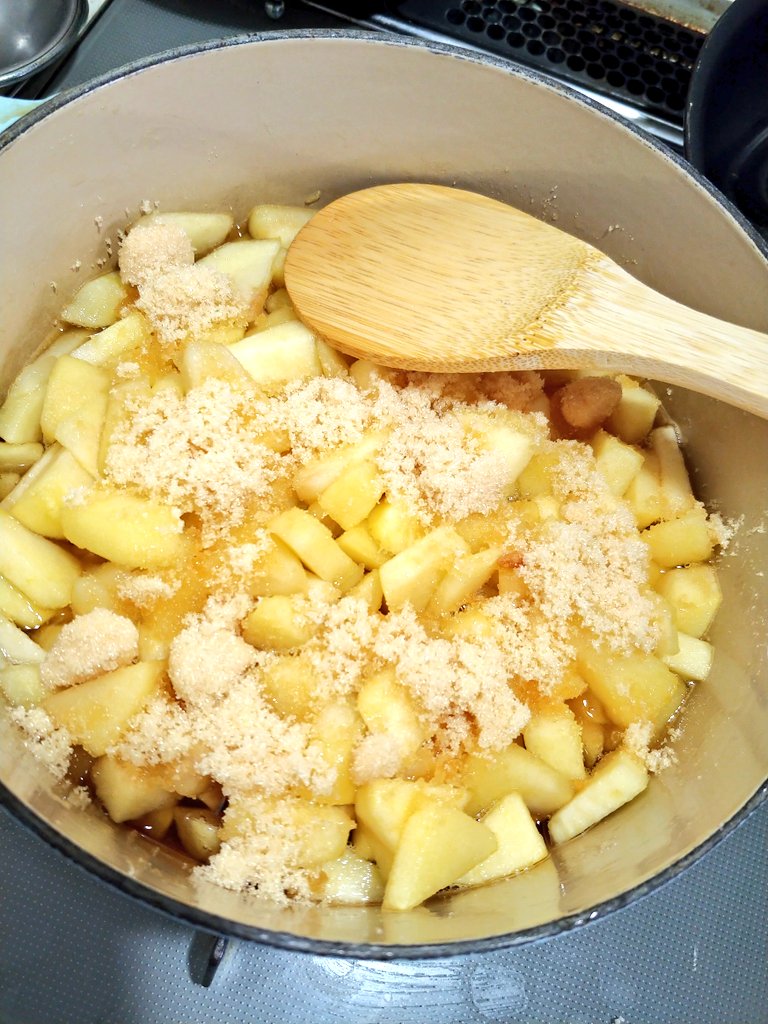 3d_papas's tweet photo. 秋映でりんごジャムを仕込み中🍎🥄😋
明日の朝食が楽しみ😆🍞
#Avacus #AvacusBazaar #AvacusFarm #りんご #秋映 https://t.co/5HRZE30Zoz