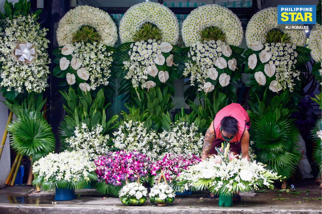 The Philippine Star On Twitter Vendors Of Dangwa Flower Market In