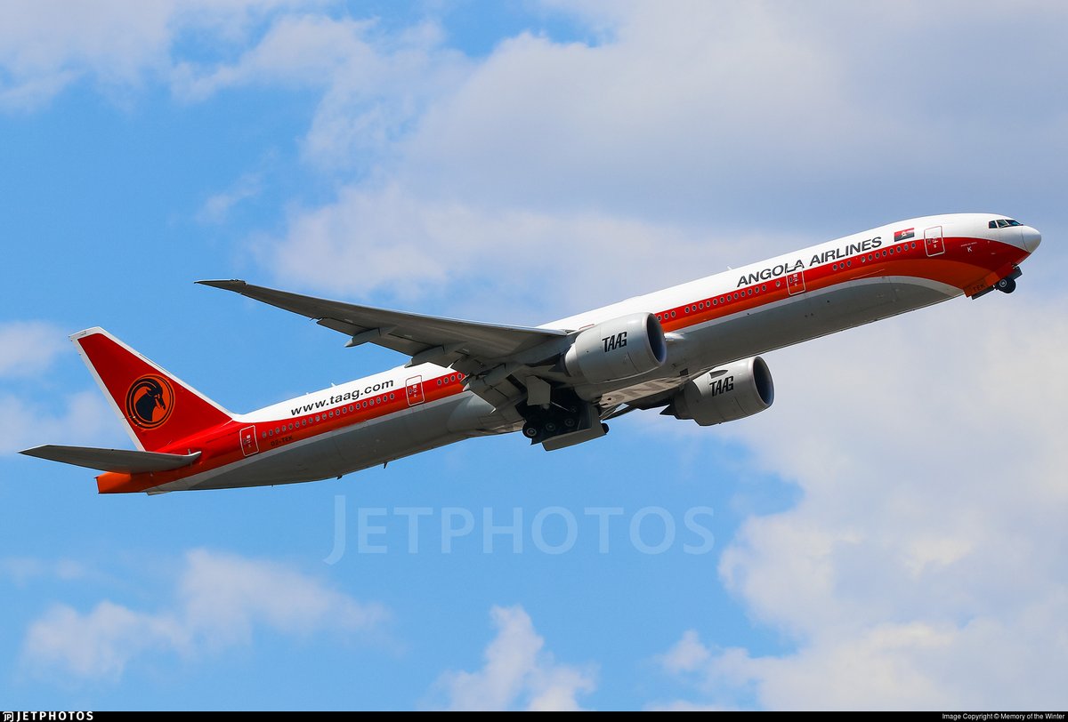 JetPhotos's tweet image. A TAAG 777 departing Beijing. jetphotos.com/photo/9894418 © Memory of the Winter