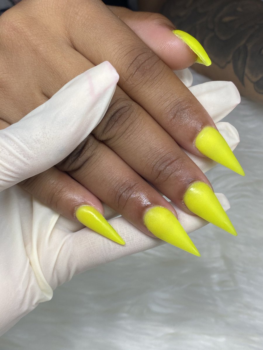 malinaracquel's tweet photo. Home based
Va located (804 area)
@ nailsbylina._ on Instagram 
Pls share 🥺❤️
#rvanails #804nails https://t.co/h5WY6WXX7m