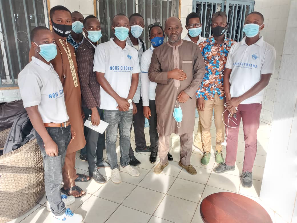 CitoyensNous's tweet photo. Ce Vendredi 16 Octobre 2020, nous avons été reçu en audience par Son Excellence M. Gassama Diaby, Ex Ministre de la #citoyenneté 
@DrDjamilaF @lanceikoita https://t.co/runw9Z1F8K