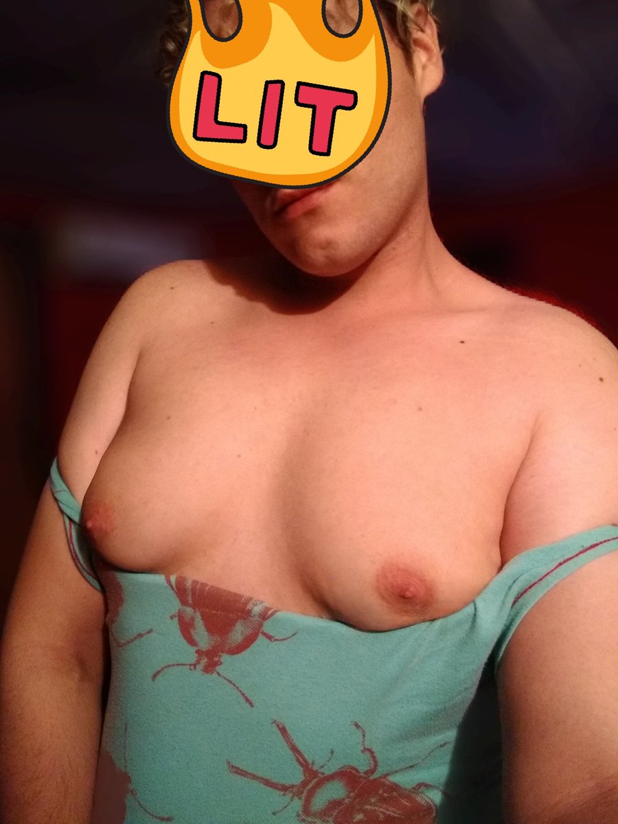 chamoteton's tweet photo. Buen día 🔥 las tetas quieren una boca para que las chupen hasta cansarse 💦🥵
.
.
.
.
.
#me #selfie #sissy #bigtits #hotwife #amateur #chub #chubbt #bottom #too #gaysex #adult #girl #BuenosDias #goodmorning https://t.co/dm9fRtZl7l