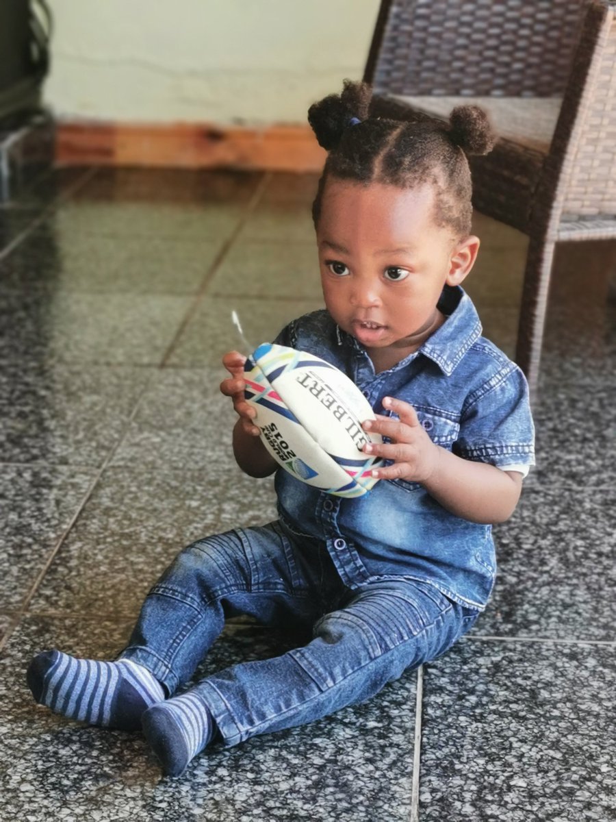 TandoManana's tweet photo. My last born👇🏽 watch this boy he will be the next top Flank in SA
 #Bok🏉 #Tj #👕6♥️ #Fetcher https://t.co/CCoE1nXOd2