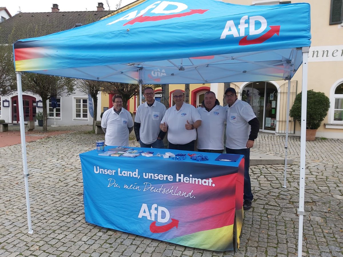 AfDProtschka's tweet photo. Heute Infostand beim Ortsverband Reisbach. Danke für eure Unterstützung. https://t.co/R7bADwafMo